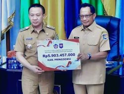 Pj.Bupati Pringsewu Kembali Terima Penghargaan Kinerja Pengendalian Inflasi Daerah Periode Pertama