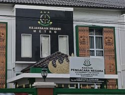 DPC KWRI Kota Metro Desak Kejari untuk Segera Memeriksa Oknum Kepsek SMP N 3 dan MAN 1