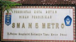 Dua Siswa SMA Negeri 5 Metro akan Berangkat Mewakili Sekolah dan Provinsi dalam Kejuaraan Berbeda